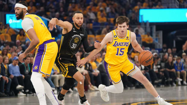austin reaves anthony davis stephen curry warriors